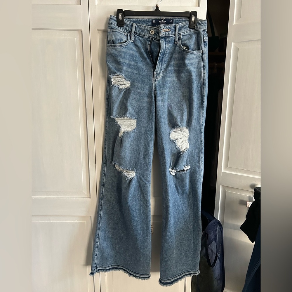 NWOT ULTRA HIGH-RISE HOLLISTER VINTAGE STRETCH SIZE 5R / W27